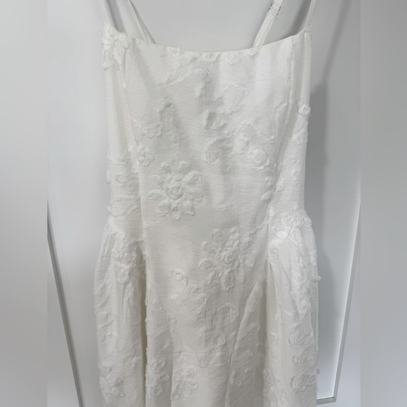 Lulus Teodora White Floral Applique Lace-Up Midi Dress - Picture 5 of 7